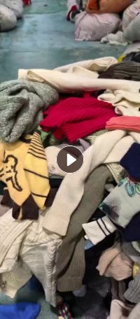 长期出售旧羊毛衫，羊毛料，有含50毛，80-100毛的，月供十几吨，货在广东惠州