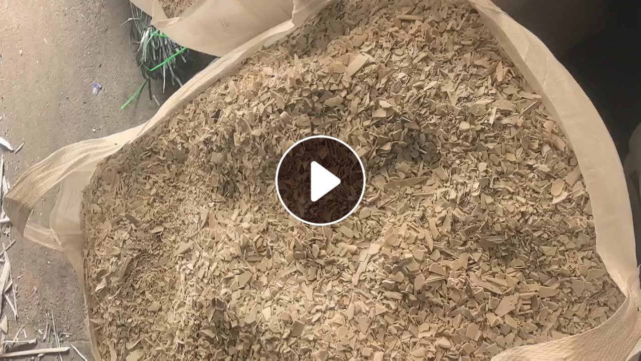 出售硬质PVC破碎料，大小管破碎料，现货两三百吨