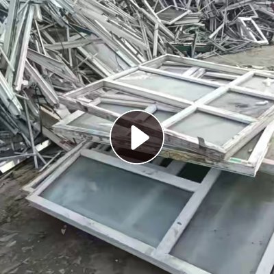 出售PVC塑钢废料，原生占90%，大部分是白钢，带铁，现货40-50吨