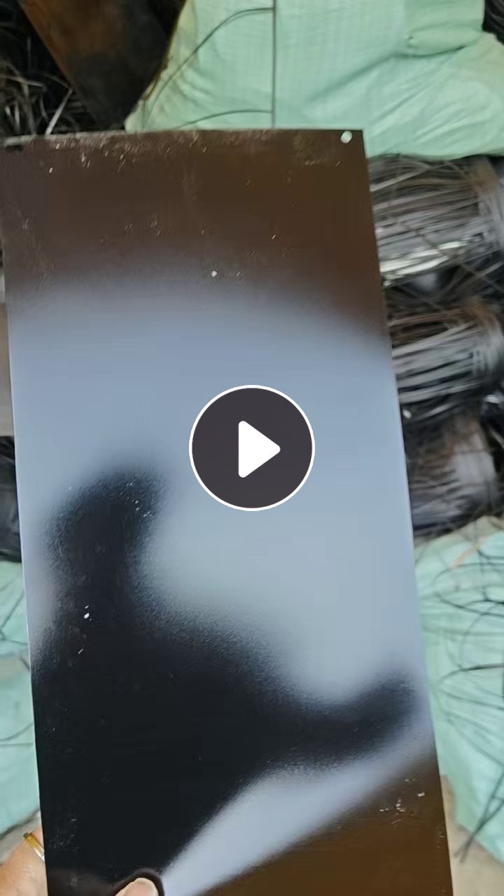 出售黑色PC薄片 ，防火，一个月有几十吨