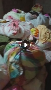 长期出售旧衣服统货，旧衣服农村货，里面丝绵被羽绒服都有，统货走，现货十多吨