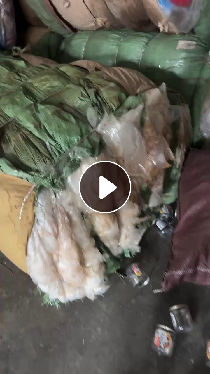 出售食品厂下来的尼龙复合高压膜废料，和PE花膜一起出