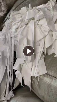 长期出售二白涤纶针织布条，涤纶废布，涤纶边角料，现货9.6米一车，可以开花纺纱用