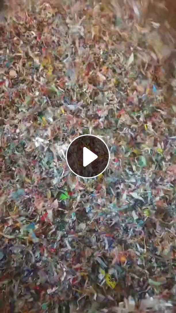 出售PVC商标纸破碎料，上漂料和沉底料都有