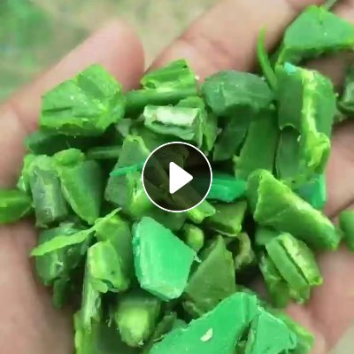 出售HDPE垃圾桶破碎料，原生的