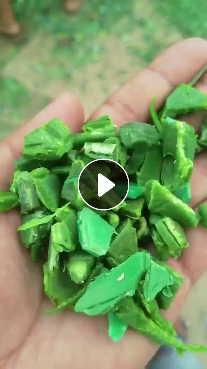 出售HDPE垃圾桶破碎料，原生的