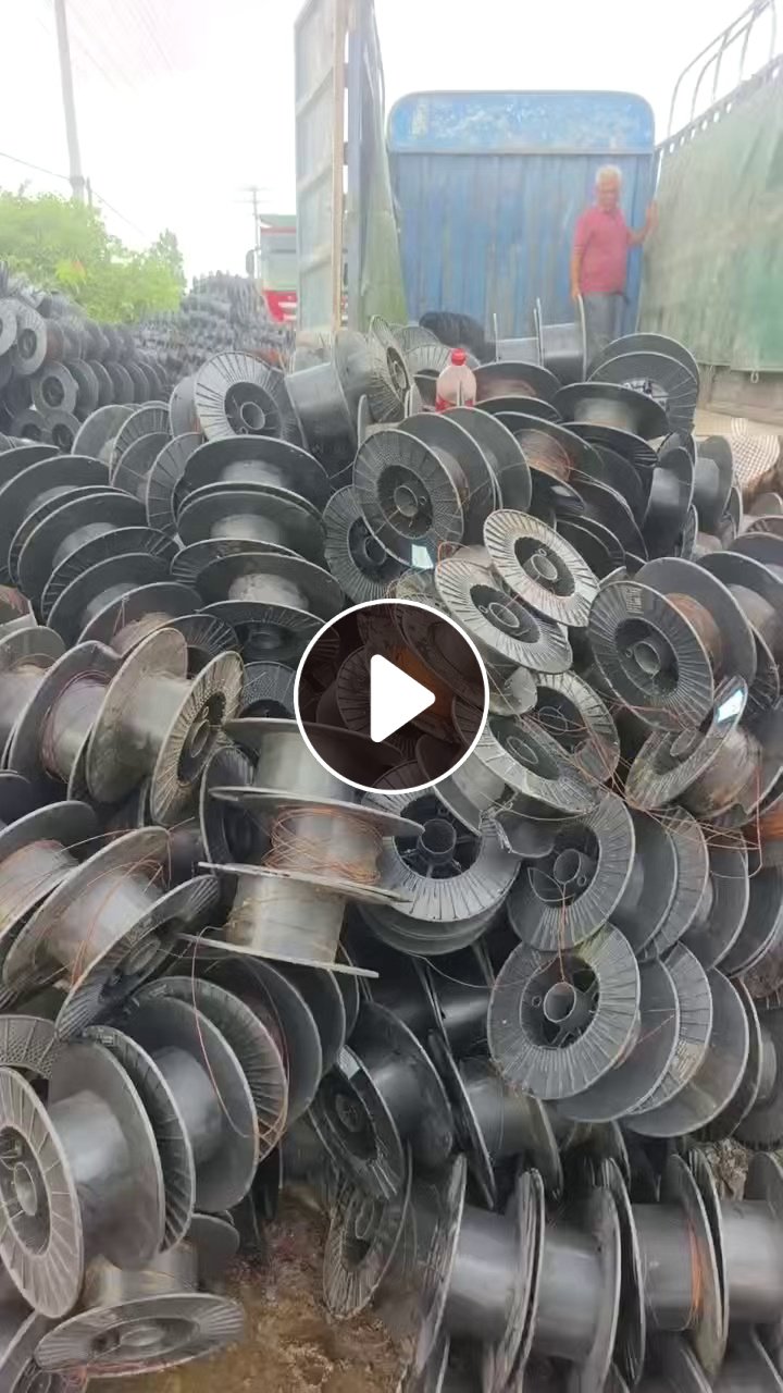 出售PS焊丝盘废料，每个月几千个