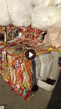 出售泡沫箱撕下来的胶纸，每个月几十吨