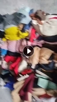 长期出双面呢旧衣服，羊毛废料，含90毛，现货20吨