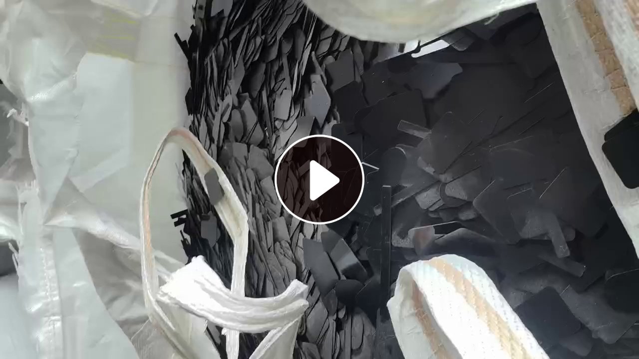 出售PC阻燃薄片，新能源电瓶盖下来的，月供100吨