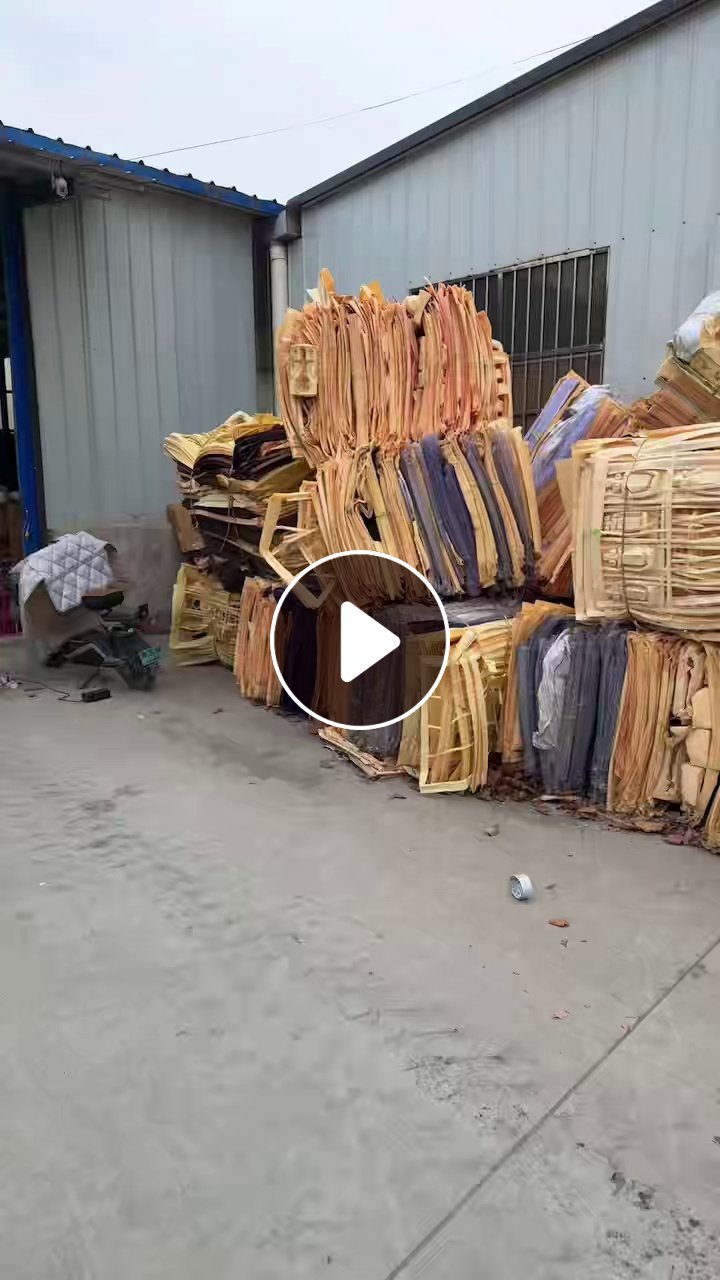 出售PVC植绒和植布料，现货70多吨