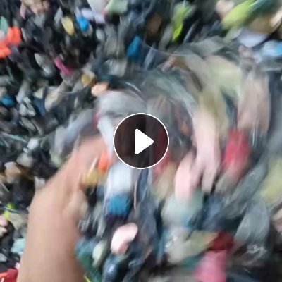 出售黑色PC块头料，少量粉碎料一起，包用，没有杂料，长期有货