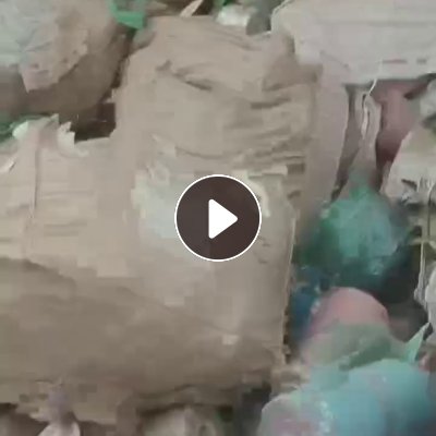 出售PET胶水膜，透明是轻胶膜，杂色是重胶膜，现货几百吨