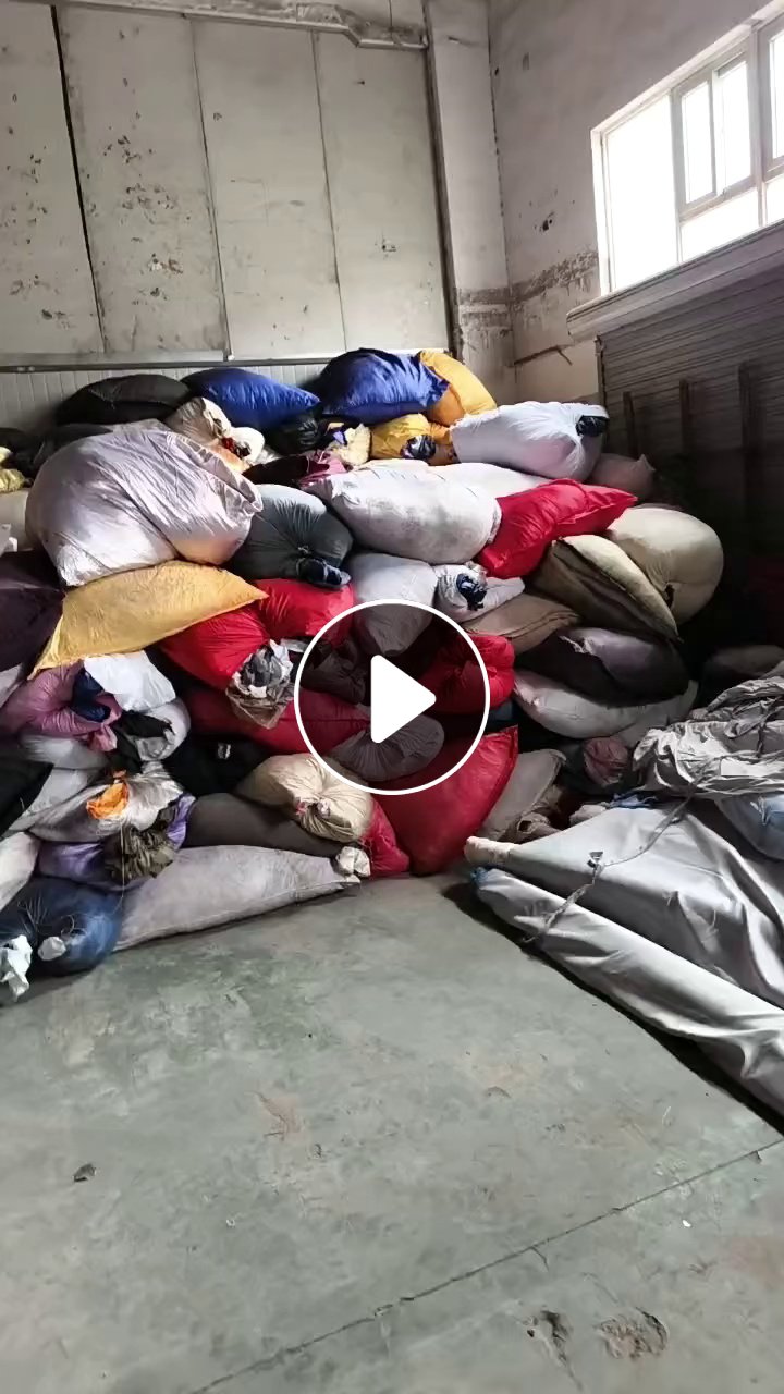 长期出售沙发布，涤纶里布，涤纶大块布，可以开花做大块布用