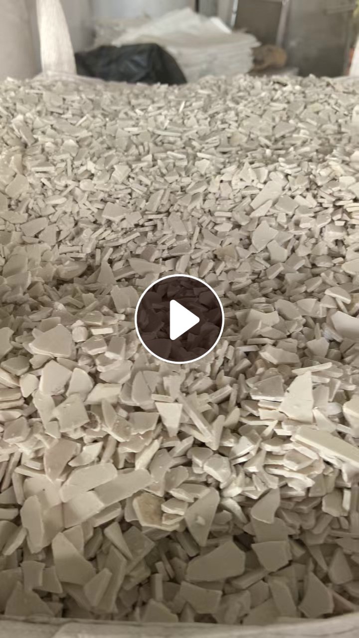 出售PVC管破碎料，现货几十吨