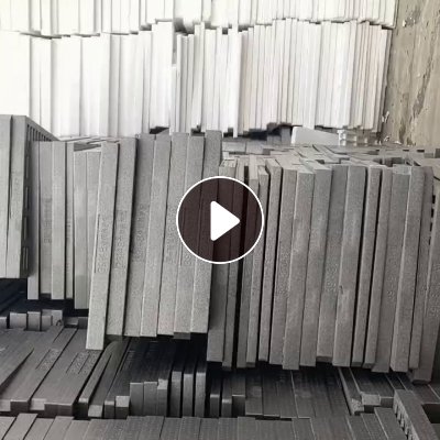 出售EPS泡沫板，灰色一挂车，白色一挂车