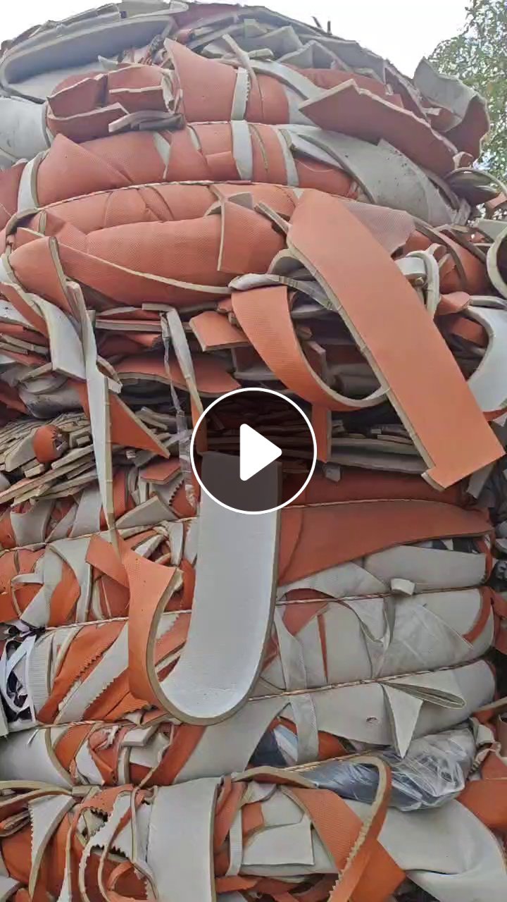 长期出售环保pvc汽车内饰废料，环保2.0的，现货一车