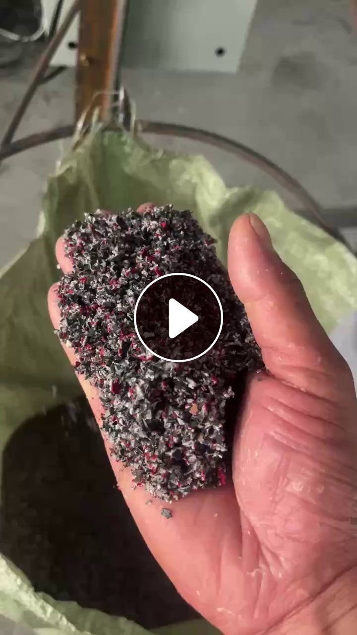 专做PVC吹毛料，2.0环保料，铺料，有需要的联系