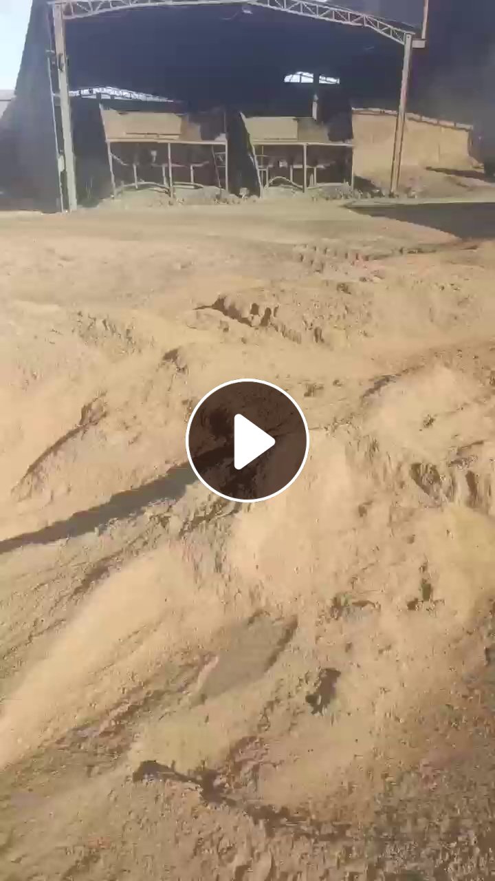 出售厂子炼的硅锰合金，除尘灰，每天15吨，给烟钱就拉走，