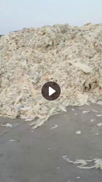 长期出售褪色好的95棉牛仔布，晒干的，含20%的水分，也有10%水分的，可以开花用，月供1500吨