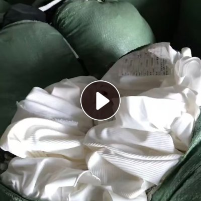 长期大量出售锦纶废布，锦氨废布，尼龙废布，有切边条也有布碎，现货有200多吨，货在广东揭阳