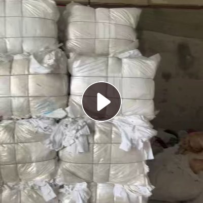 长期出售纯棉酒店床单裁出来的布边，可以开花用，都是压好包的，现货14吨，货在安徽蚌埠