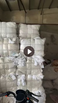 长期出售纯棉酒店床单裁出来的布边，可以开花用，都是压好包的，现货14吨，货在安徽蚌埠