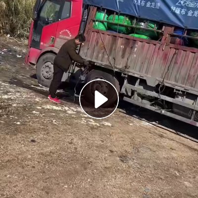 出售黑色桶盖破碎料，PP破碎料，也有HDPE破碎料，干粉未清洗，现货有60吨，货在浙江台州