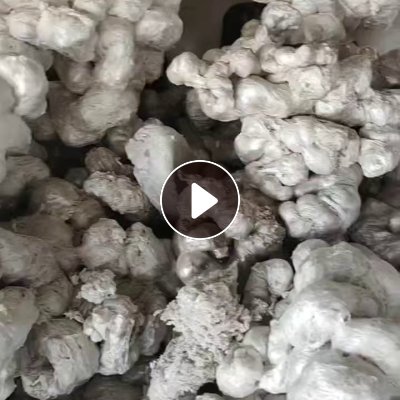 出售冷熔块，社会料和厂料各占50%左右，现货十几吨