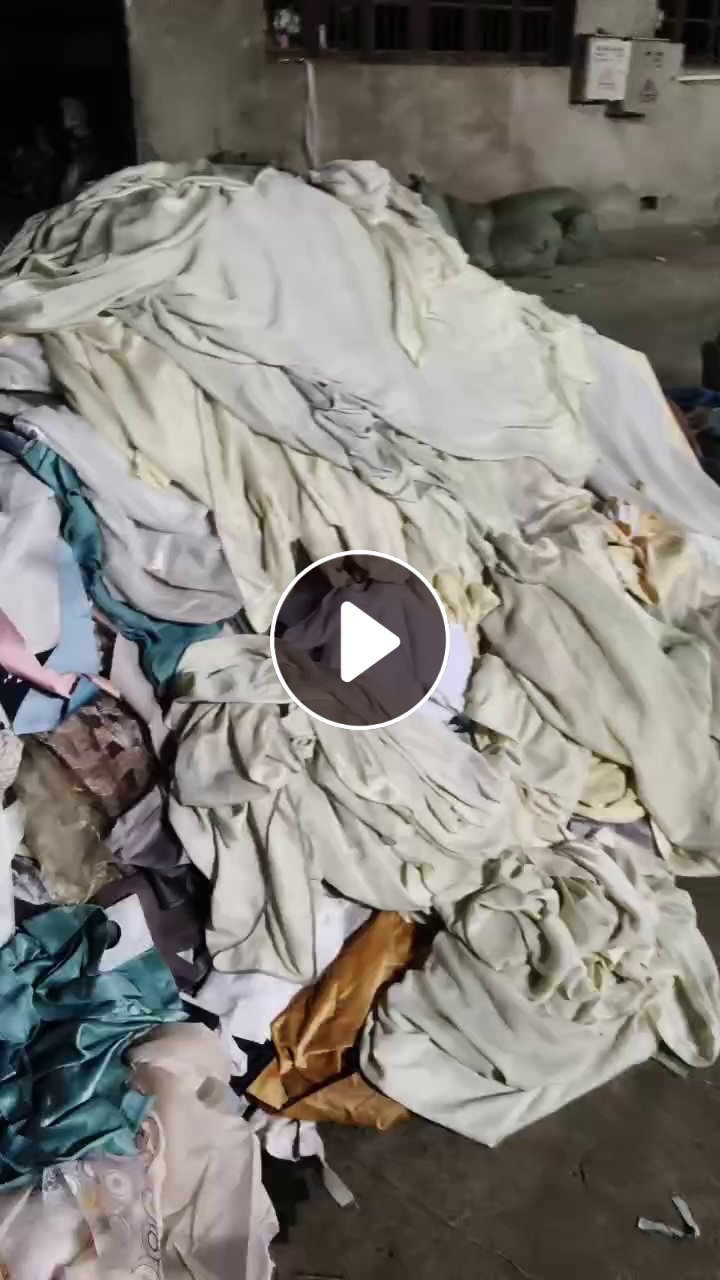 长期出售窗帘废布统货，窗帘废布，涤纶废布，涤棉废布，统货走，月供60吨