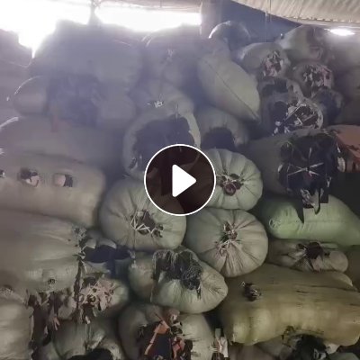 长期出售尼龙白烟布，涤锦废布，半白烟布，含牛津，现货有9.6米一车