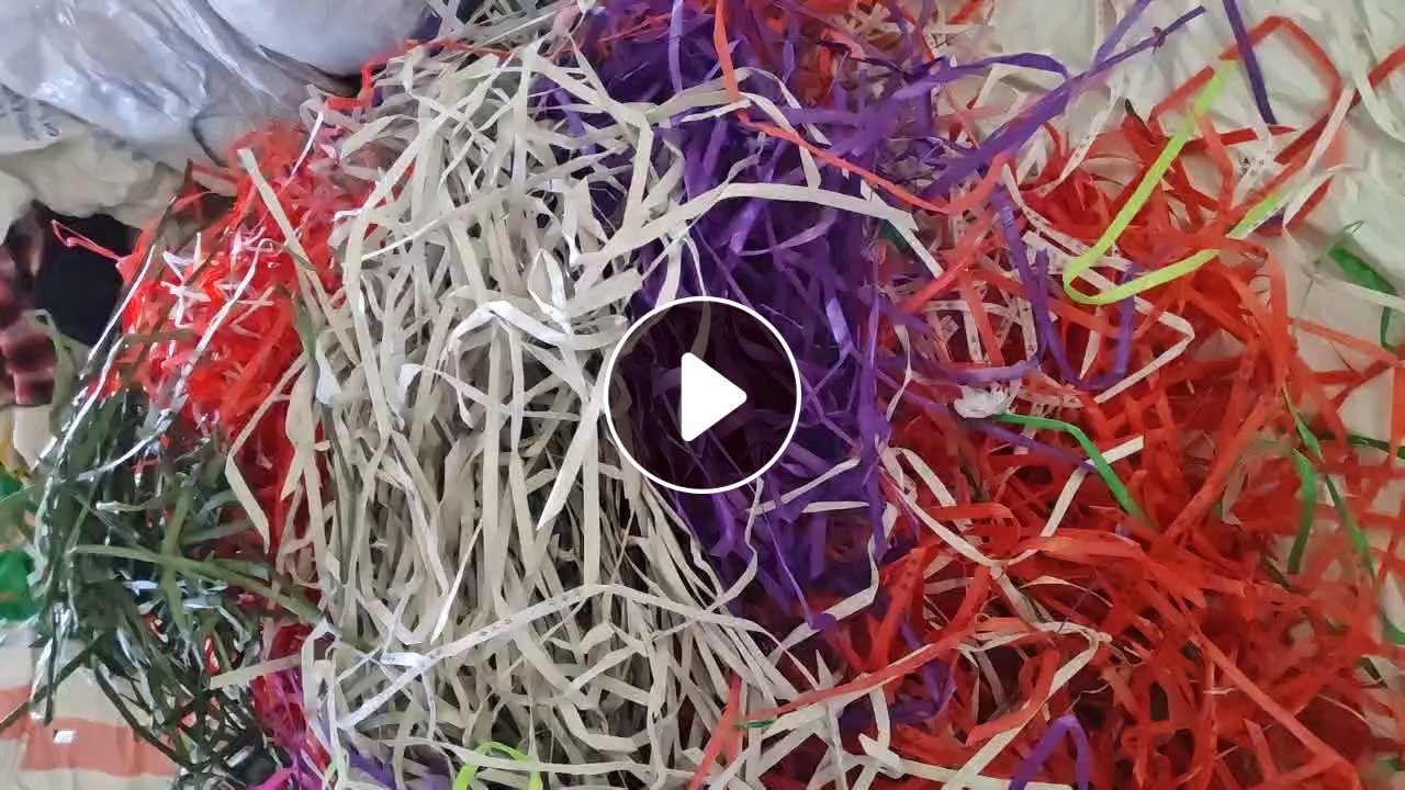 长期出售纺织厂下来的PP打包带废料，无铁扣，漂沉混合