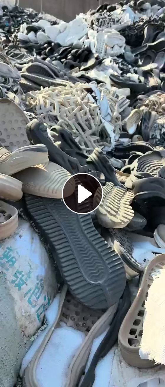 常年出售EVA废料，EVA鞋底废料，EVA鞋底边料，月供500吨