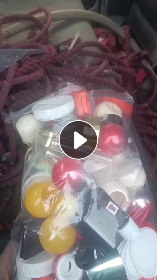 出售杂机头料和化妆品料子，机头料是改性的，pp pc abs pa单6双6啥都有，现货几十吨