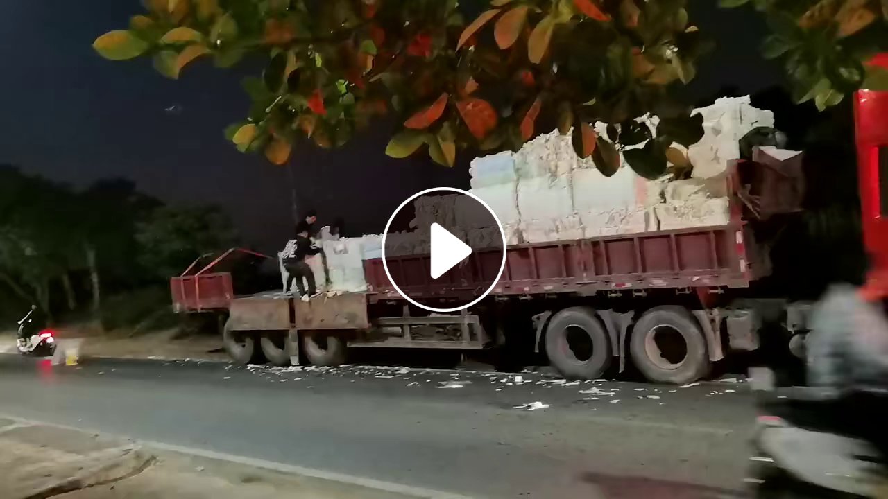 出售双胶纸边角料，白色和米黄都有