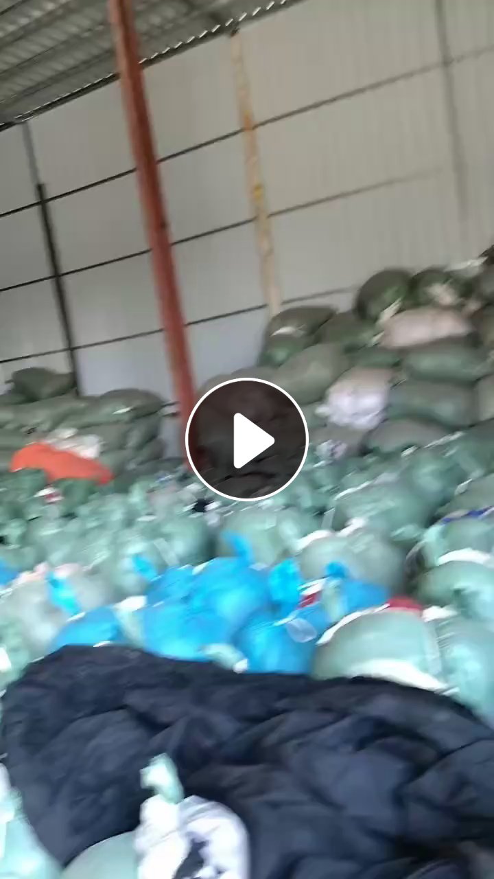 长期出售泳装厂下来的锦氨废布，泳装废布，统货走，现货一百多吨