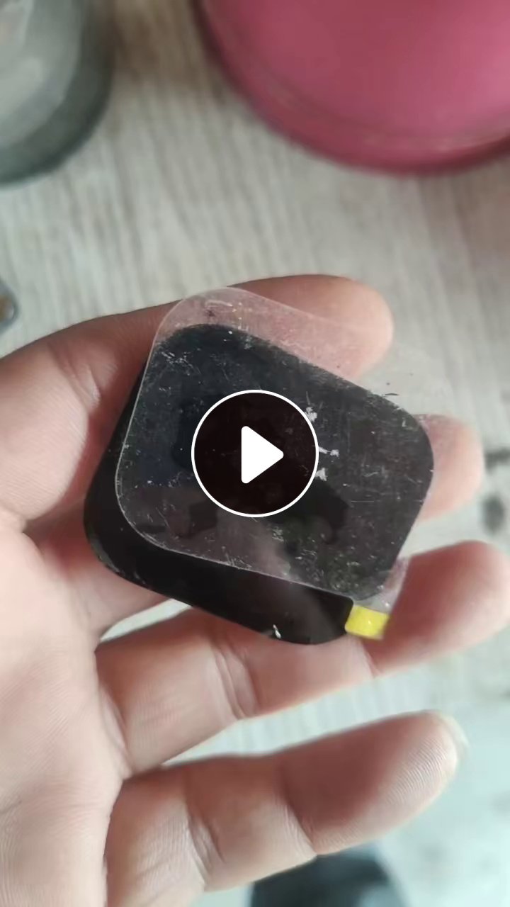 出售手表屏幕，三四个型号，现货五六万个