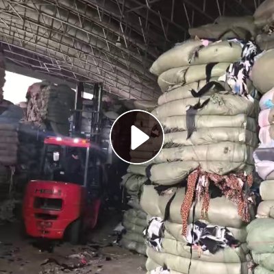 长期大量出售氨纶废布，氨纶造粒布，有分黑色，混色，一级二级浅色，月供2500吨，货在浙江金华