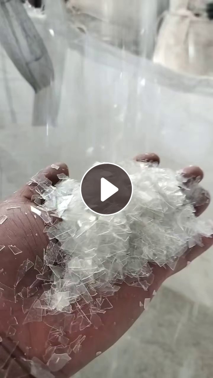 出售透明PET膜破碎料，清洗干净