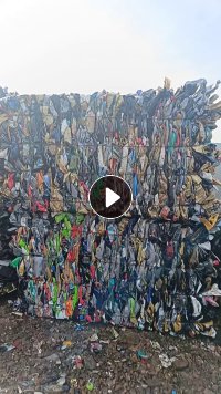 出售纯机油壶压块，月供40吨