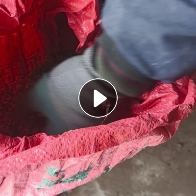 长期出售pvc红雨鞋磨粉料，现货够车