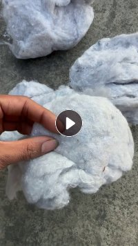 长期出售二白绗棉开出来的开花棉，现货40吨左右，货在江苏南通