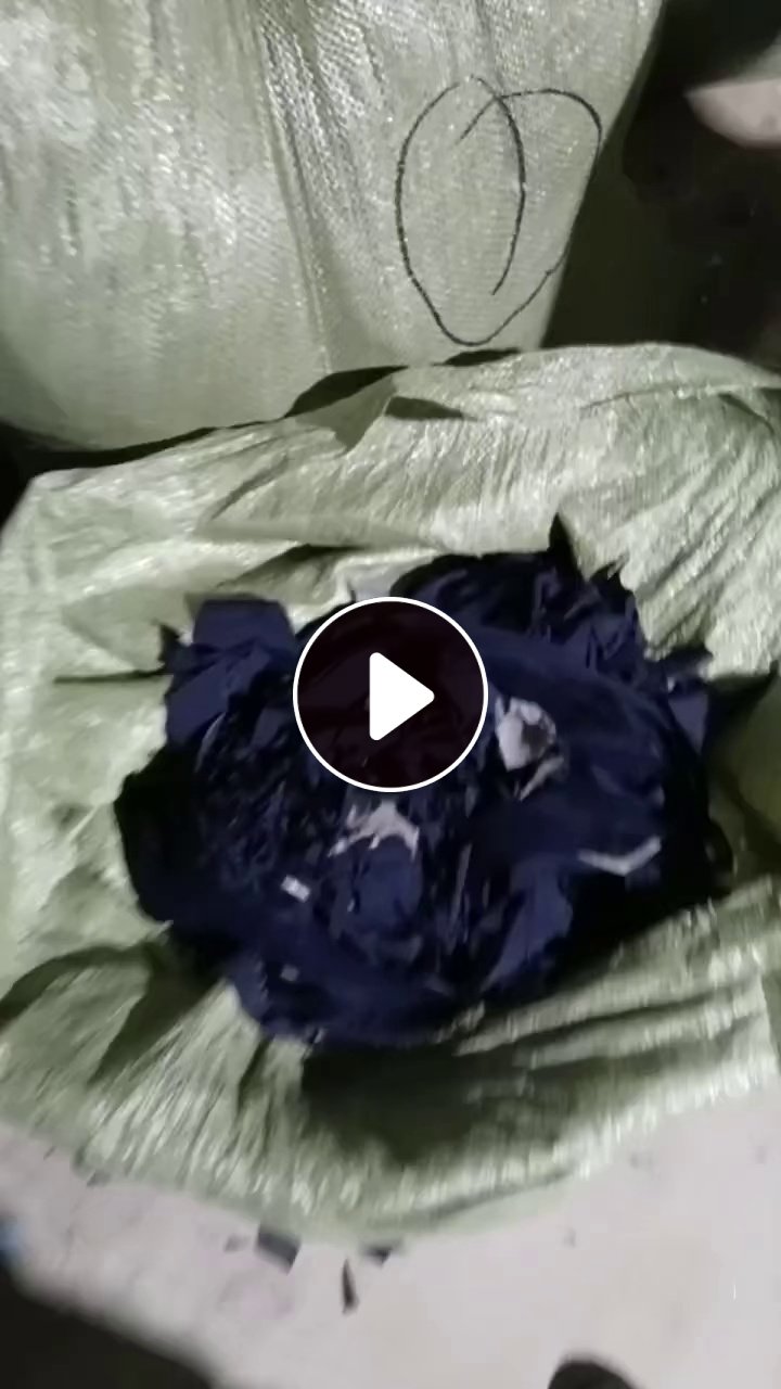 长期出售裁床厂下来的纯尼龙废布，锦氨废布，锦纶废布，纯尼龙现货五六吨，锦氨十几吨