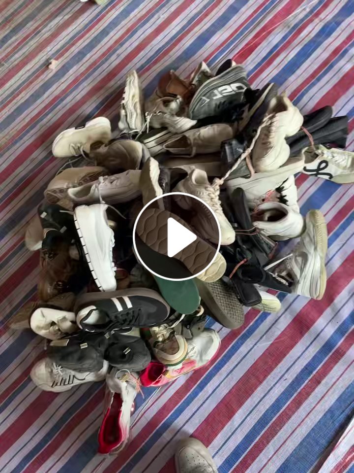 长期出售女鞋统货，都是成对的，没有断面断底的，现货20吨