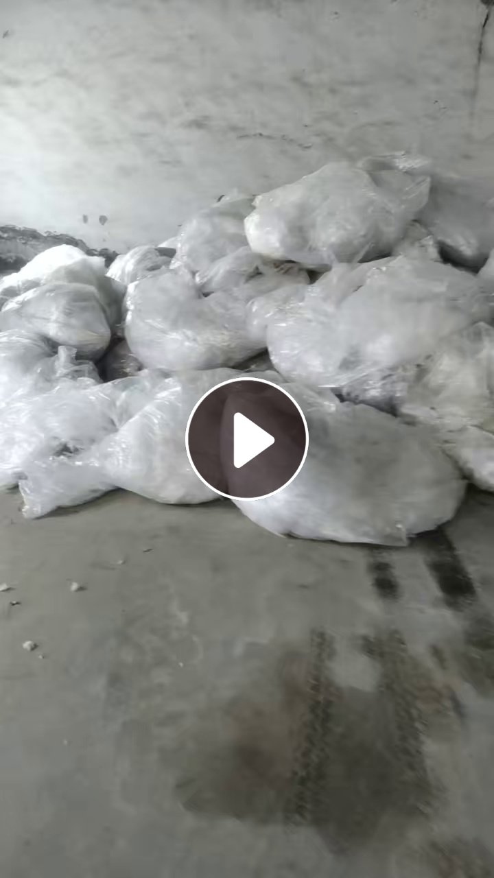 出售水洗高压膜，电池厂，利能厂下来的，每月15吨左右