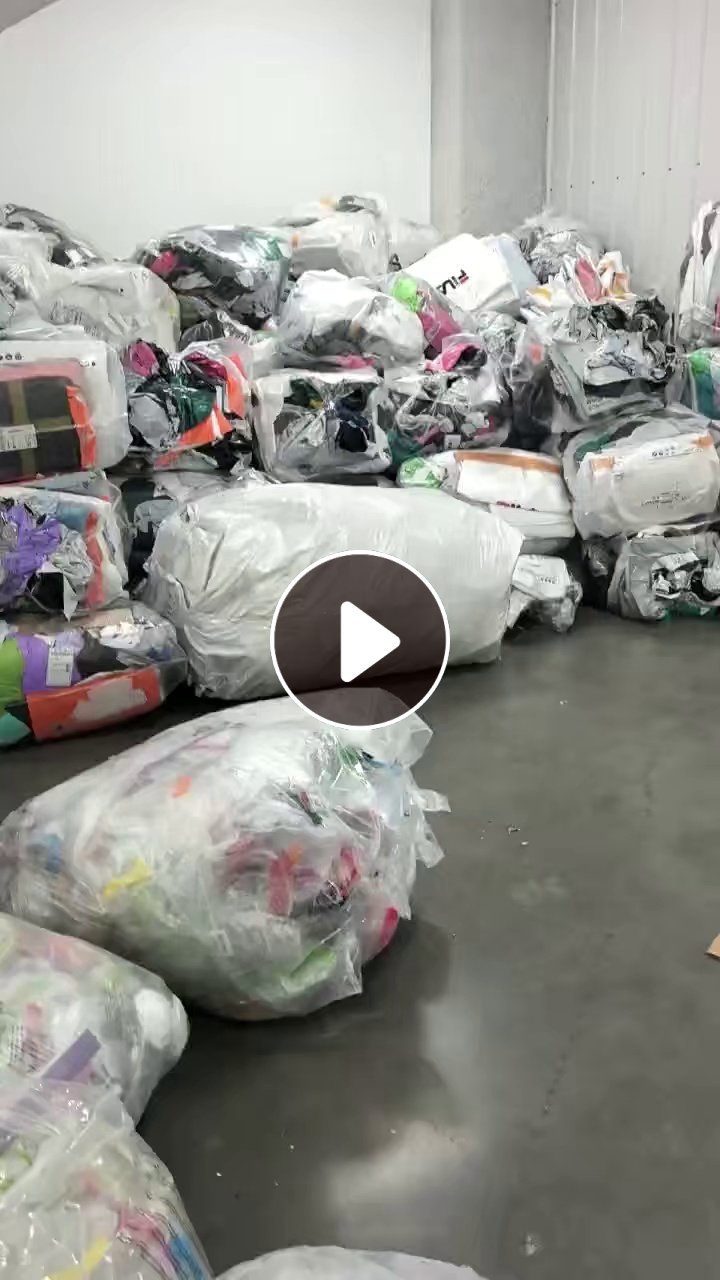 长期出售花高压废料，高压服装袋，pe快递袋等，月供10多吨