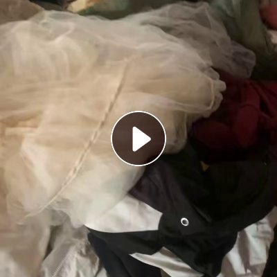 长期出售旧衣服分拣货，也可以卖旧衣服统货，月供十来吨，货在河北沧州