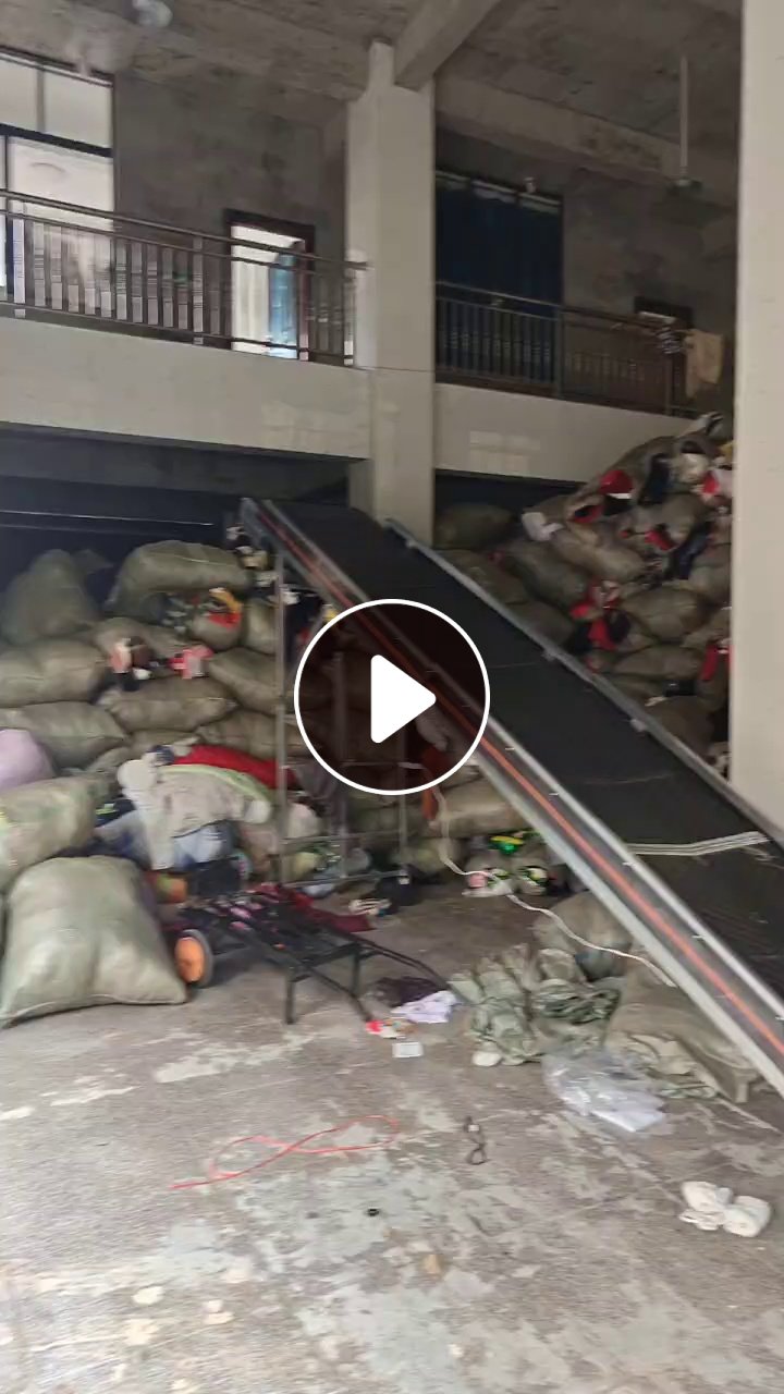 长期出售旧衣服统货，都是箱子货，现货200吨，货在福建莆田