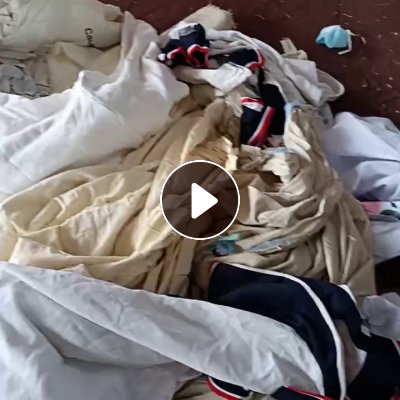 长期出售旧衣服分拣货，白料，白开花料，月供4.2米2车，货在河南新乡