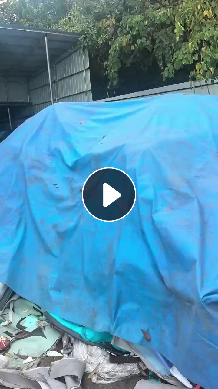 出售PVC夹网布，现货有32吨，长期都有货